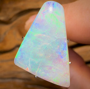 (Template) 5.9cts - South Australian Crystal Opal from Andamooka - Opal Whisperers