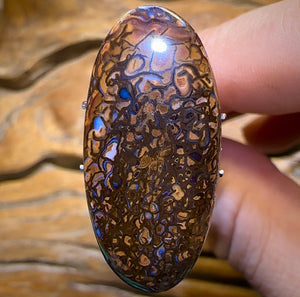 22.2cts - Great Tribal Pattern, Nice Oval Cut Queensland Boulder Opal - Opal Whisperers