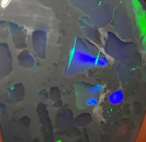 4.9cts - Lightning Ridge Solid Black Opal - Opal Whisperers