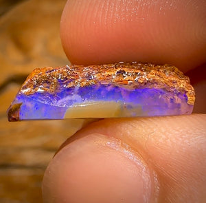 11.3cts - Boulder Pipe Opal Rub. Australian Opal