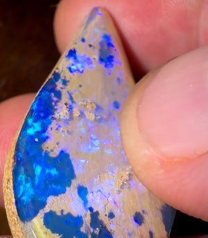 43.80cts - Big Reef Pattern Solid Boulder Pipe Opal - Opal Whisperers