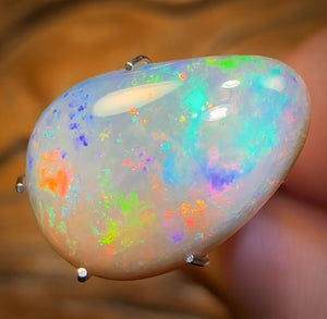 2.9cts - South Australian Crystal Opal from Andamooka