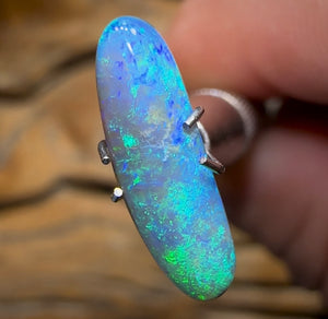 2.2cts - Lightning Ridge Black Opal - Opal Whisperers