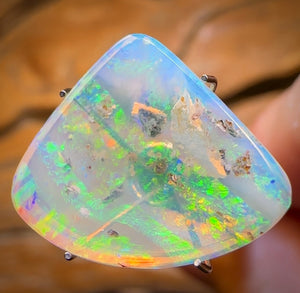 4.75cts - Rare South Australian Crystal Opal