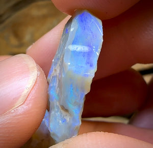 59.5cts - 5x Lightning Ridge Opal Rough Parcel