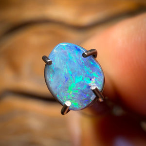 🔨 AUCTION 🔨 No Reserve 0.41cts - Australian Boulder Seam Opal from Queensland