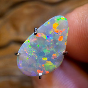 0.75cts - South Australian Crystal Opal from Andamooka