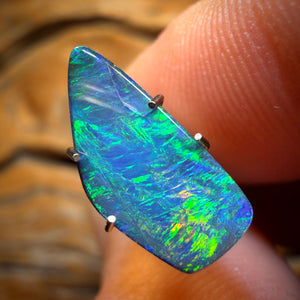 1.6cts - Lightning Ridge Opal Doublet