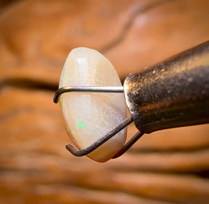 1.6cts - South Australian Dark Opal from Andamooka