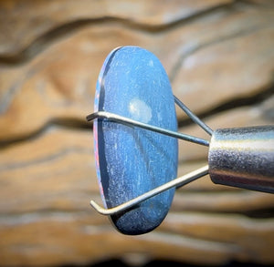 4.9cts - Lightning Ridge Black Opal Doublet. Old School - Opal Whisperers