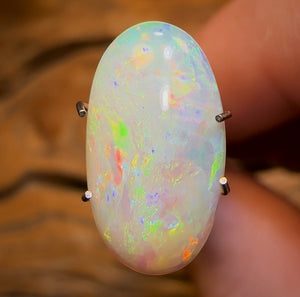 2.25cts - Lightning Ridge Crystal Opal