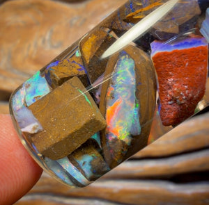 117,4 ct – TOP-Fläschchen mit gemischtem australischem Boulderopal-Rohmaterial