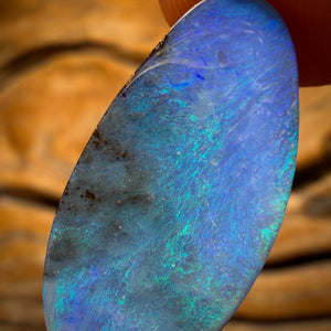 13.7cts - Queensland Boulder Seam Opal. Australian Opal