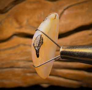 Auction Fall-Through = Your Gain! 🔥 Now More Than 50% Off RRP 🚨 8.7cts - Queensland Boulder Seam Opal