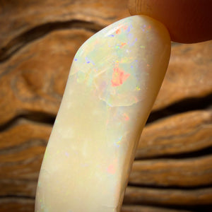 🔨 AUCTION 🔨 Reserve 💎 High Roller Banger Auction 💎 43.3cts - South Australian White Opal. Vintage Cut