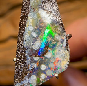 6.6cts - “Water Drops” Australian Boulder Seam Opal Picture Stone - Opal Whisperers