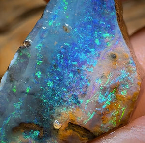 61.5cts - Queensland Boulder Seam Opal Rub