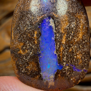 44.4cts - Queensland Boulder Seam Opal from Winton