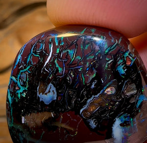 53.1cts - Tribal Queensland Boulder Opal Wonderful Picture Stone from Koroit