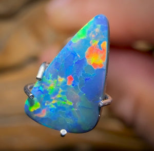 1.05cts - “Bermuda Triangle”- Australian Dark Opal from Lightning Ridge - Opal Whisperers