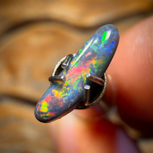 🔨 AUCTION 🔨 0.15cts - Lightning Ridge Red on Black Opal