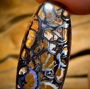 9.2cts - Tribal Yowah Nut Opal BARGAIN