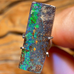 2.6cts - Queensland Boulder Seam Opal