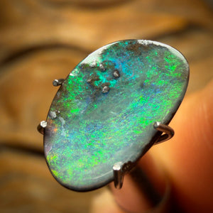 2.1cts - Queensland Boulder Seam Opal. Australian Opal Half Price Bargain