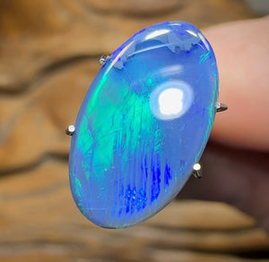 3.5cts - Australian Black Opal from Lightning Ridge - Opal Whisperers