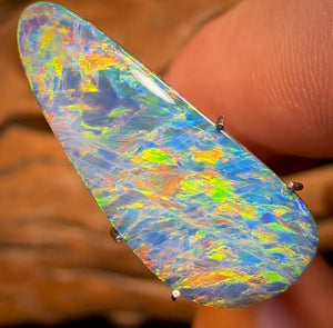4.9cts - Top Australian Boulder Opal Doublet Full Muti Coloration