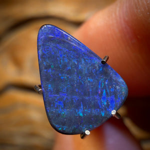 2.2cts - Great Blue…Queensland Boulder Seam Opal from Winton