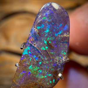 🔨 AUCTION 🔨 No Reserve 4.2cts - Queensland Boulder Seam Opal. Australian Opal