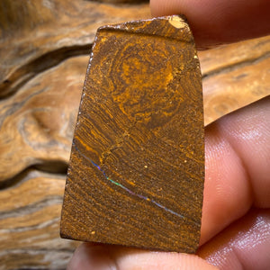 HDW 95.7cts - Queensland Boulder Seam Opal Rough Piece. Natural Split