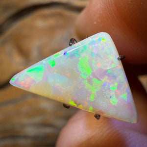 Wild Card! 3.4cts - South Australian White Opal from Mintabie