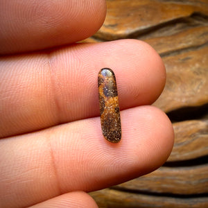 1.4cts - Queensland Boulder Seam Opal. Australian Opal Bargain