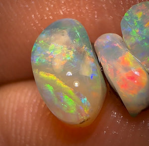 4.1cts - 3x Top Quality Australian Boulder Seam Opal Rubs Parcel