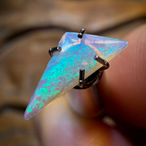 🔨 AUCTION 🔨 No Reserve 0.15cts - South Australian Crystal Opal