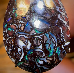 13.7cts - Top Tribal Black Boulder Opal Picture Stone from Koroit