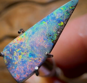 1.8cts - Queensland Boulder Seam Opal Red Multi Floral
