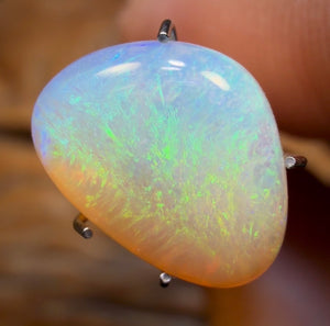 2.9cts - Lightning Ridge Crystal Opal