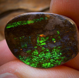 12.2cts - Queensland Boulder Seam Opal