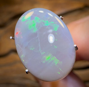 4.9cts - Dark Opal from Lightning Ridge. SUN FLASH - Opal Whisperers