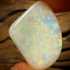 19.4cts - South Australian White Opal. Vintage Cut