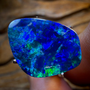 5.9cts - Australian Boulder Opal Doublet