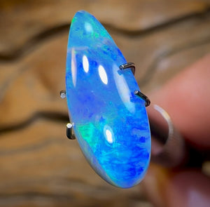 2.3cts - Lightning Ridge Semi Black Opal - Opal Whisperers