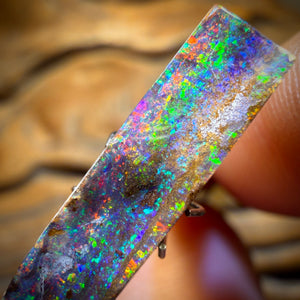 8.7cts - Queensland Boulder Seam Opal. Australian Opal