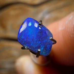 0.75cts - Queensland Boulder Seam Opal from Winton