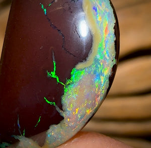 14.7cts - Yowah Nut Kernel Opal. Unique Cut