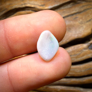 Bargain Card! 1.6cts - South Australian White Opal Picture Stone from Coober Pedy