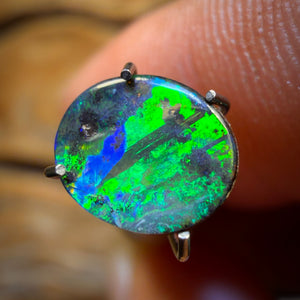 1,3 Karat – Australischer Boulder Seam Opal aus Winton